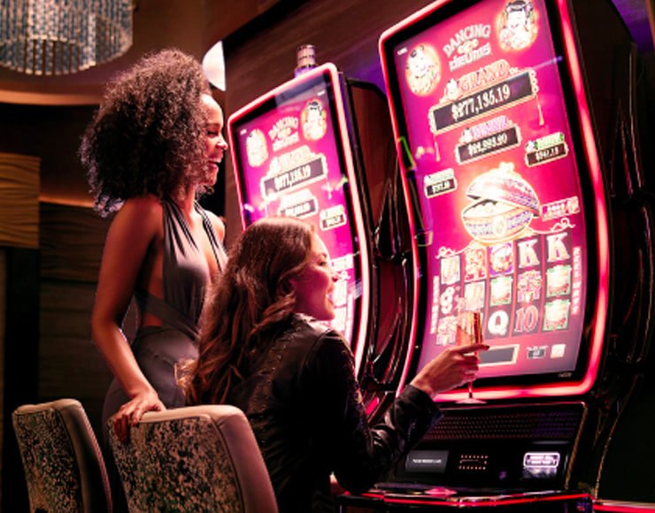 lv66 game ဆုကြေး MMK ငွေထုတ်ယူမှု KBZPay Wave Money မြန်မာကစားသမား ဝမ်းသာပျော်ရွှင်နေသောပုံ
